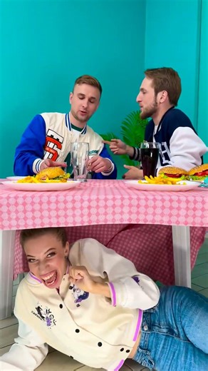 This prank setup is an absolute masterpiece of chaos 🤣