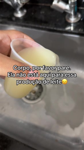 Corpo de Mãe em Luto: Leite Desce, Braços Vazios
