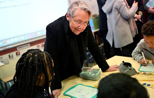 Education Nationale : Élisabeth Borne veut déconnecter les espaces numériques de travail et Pronote en soirée