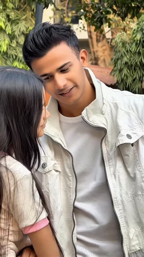 𝐀𝐍𝐊𝐔𝐒𝐇 on Instagram: "TAG UR CRUSH ❤️🥰 @ankushh_09__ @jiyaa_09__ . . . . . . #reels #reelsinstagram #instadaily #instagood #explore #ankush09 #jiya09 #explorepage #love #cute #happy #viral #reelitfeelit #reelkarofeelkaro #reelsindia #couple"