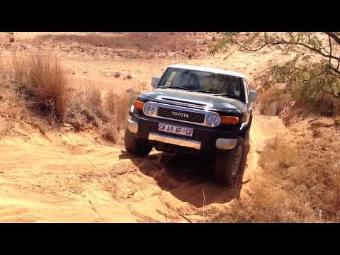 Toyota FJ Cruiser's new Crawl Control in action