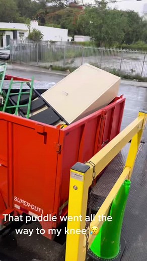 Second load to the scrap metal!!! 4,000lbs saved 180$ in dump fee and made 235$ instead! #junk #demolition #scrap #scrapmetal #junkhauling #floridaboys #junkremovalbusiness #money #puddle #viral #junkremoval #trailer #miami #buisness #makemoney #southflorida #hashtag #metal