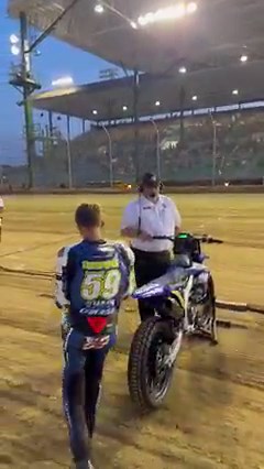 728K views · 16K reactions | The Australian rookie Tom Drane Racing 59 is making money moves tonight  Drane takes a cool $2,500 Al Lamb's Dallas Honda award home! #DuQuoinMile #ProgressiveAFT #americanflattrack #flattrack #motorcycle #racing | American Flat Track | Facebook