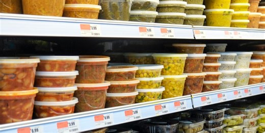 How Long Do Plastic Containers Last? A Food Safety Expert Weighs In
