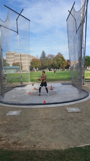 Kyle Smith on Instagram: "Discus tech day Follow for more #trackandfield #discusthrow #sacstate #drill"