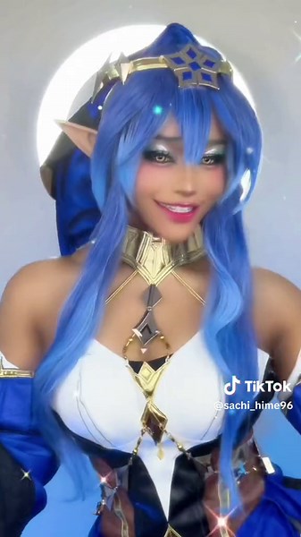 Layla Vibes - Princess Sachiko Cosplay Showcase