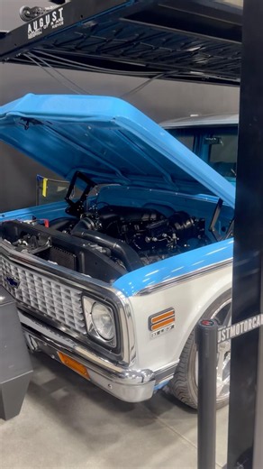 Beautiful LS3 Chevy C10