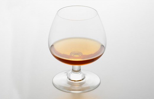 Mastering the Art of Drinking Brandy | LoveToKnow