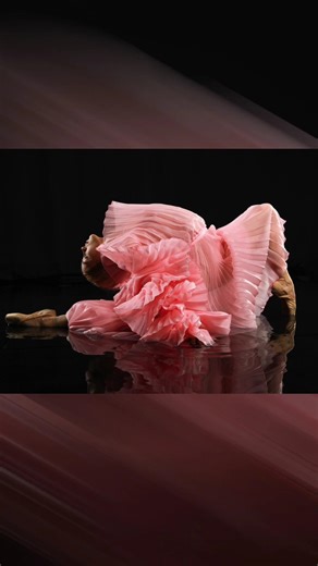 🇺🇦 Model poses for photoshoot📸 Ballet. Model Anna