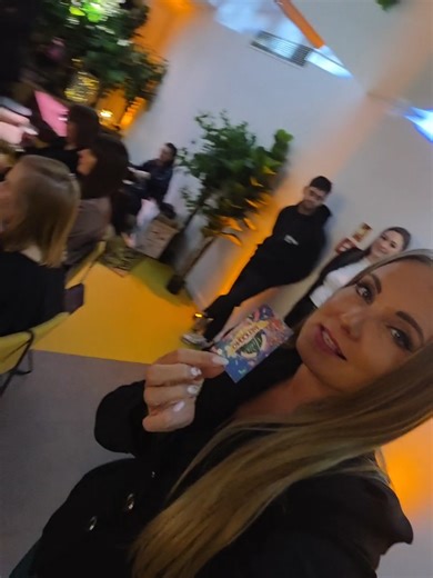 Laura Raila (@laurarailamusic)’s videos with oriģinālā skaņa - Laura Raila