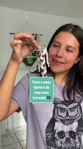 Paso a paso llavero de macrame trenzado🧶🪢#careymacrame #macramepasoapaso #macrametutorial #macrame #aprendeentiktok #hechoamano #pasoapaso