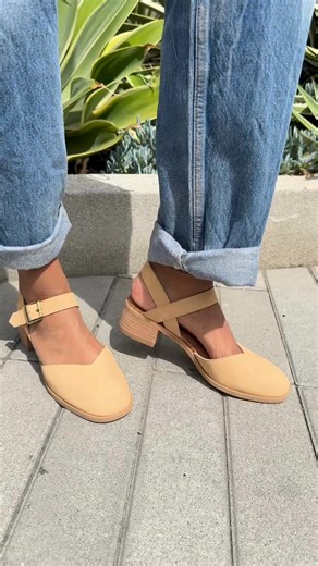 The shoes you'll see on every it-girl this summer. | TOMS
