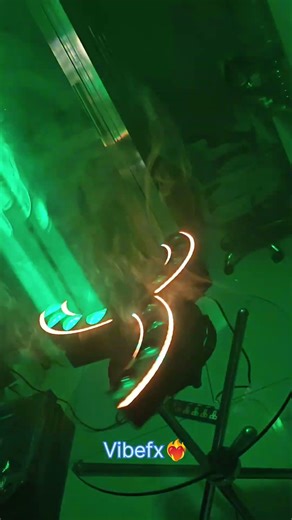 FX-4014 Infinity Curve by VIBE FX | RGBW beams and pixel strip effects | #rgb #strobelight #sharpy