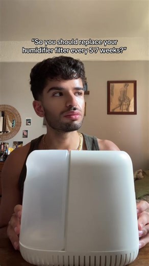 General rule of thumb 👍: replace your humidifier filter every 5-7 weeks, but if it’s not crusty, hardened, or discolored throughout the WHOLE filter than that’s ok! 😉 Plus the “Filter” label will light up when it’s time to swap 💡 #savannahslowdown #filter #humidifier #humidifiercheck #humidifiers