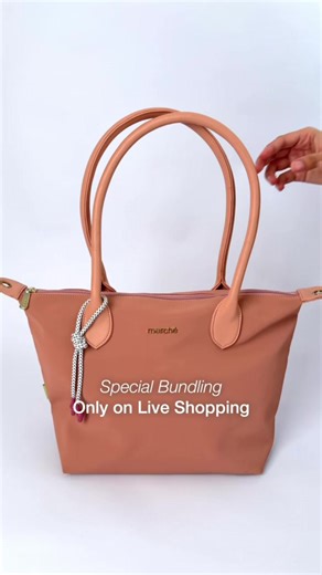 Bundling Hemat Tas dan lanyard atau cardholder hanya di Tiktok Live, join livenya sekarang