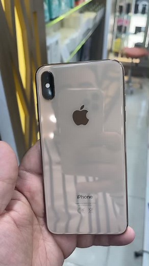 Exploring the Gold iPhone: Features and Design