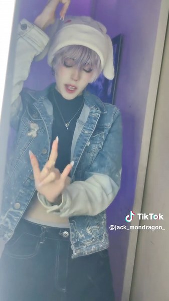 Explora el estilo de vida de Jack OWO en Instagram