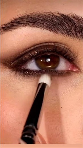 HOW TO CREATE SIMPLE EYES MAKEUP TUTORIAL STEPS BY STEPS ♥️