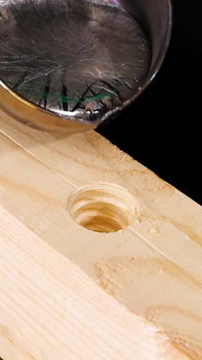 ‎حِرف إبداعية في 5 دقائق‎ on Instagram‎: "حيل ذكية باستخدام الأسلاك لحل المشاكل اليومية!"‎