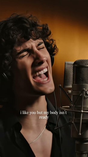 “My Body Isn’t ready, live with an orchestra and choir. Out now” #sombr ‪@somb.r‬