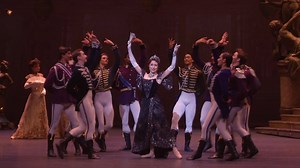 Grandeur and glamour galore, you won’t want to miss this deliciously witty tale! See The Merry Widow through June 9! 🎫 bit.ly/2N32xtG | Houston Ballet