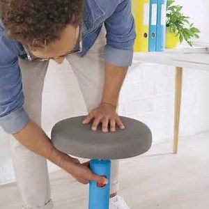 Leitz Ergo Cosy Active Sit Stand Stool 2 in1