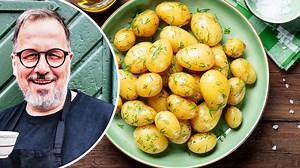 Så kokar du perfekt färskpotatis till midsommar enligt Stefan Ekengren
