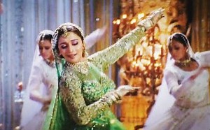 中字印度歌舞【欣喜致死】舞神Madhuri经典超清