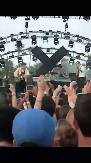 The xx on Instagram: "Intro at our very first @coachella in 2010 🏜️"