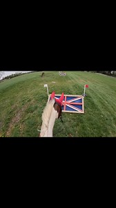 #Bloopers from @farmersbloodhounds #FunRide! 🫣 Unison wees and a SCARY JUMP! 🇬🇧 | The Antics of Mr Mo
