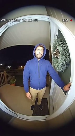 A guy suddenly FREEZES COMPLETLEY LIKE A STAUE😂😂