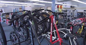 New bike shop opens up in Eagle River