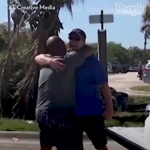 This is true friendship. ❤️ | People