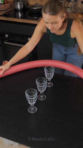 2M views · 5.9K reactions | She uses a pool noodle to make an incredible decoration | 5-Minute Crafts | Facebook