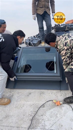 136K views · 805 reactions | Electric sunroof installation.#windows #windowdesign #sunroof #skylight #sunroomdesign #windoeview #windowdecor #homedeco #homewindows #patio #tottme #madeinchina | chinawindowdoors | Facebook
