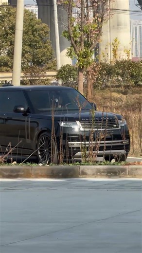 The King Returns # Land Rover Range Rover#music #automobile #lifeisbutadream #phonk