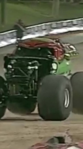 TMNT Monster Truck Shell Shocked Action