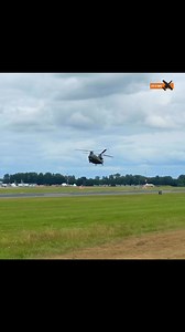RAF Chinook landing on its two rear wheels. #royalairforce #chinook #military | Jets 'n' Props
