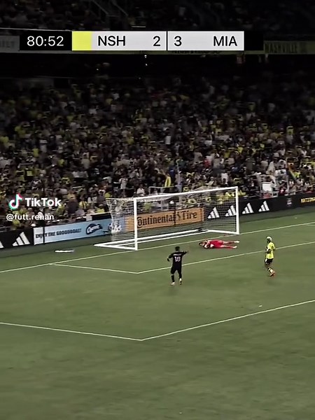 Lionel Messi's Impressive Hat Trick Highlights