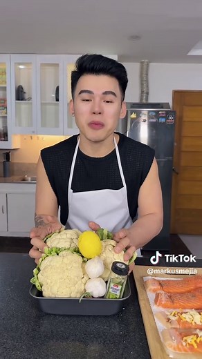 Healthy Low Carb Salmon and Cauliflower Rice Recipe