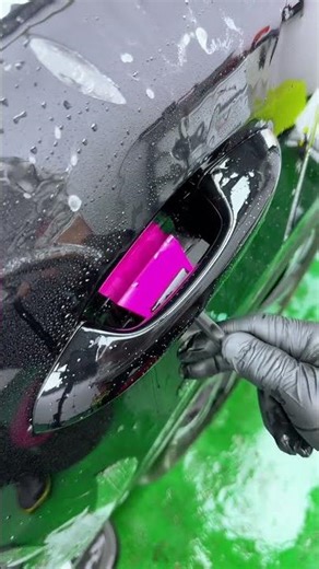 For any application of window tinting hes an essential tool.