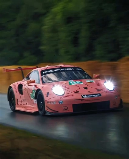 The Roaring Porsche 911 RSR GTE: A Sound Experience