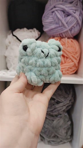 jumbo sitting frog! #crochet #crochetideas #amigurumi #crocheting #crochetinspiration #crochetinspo