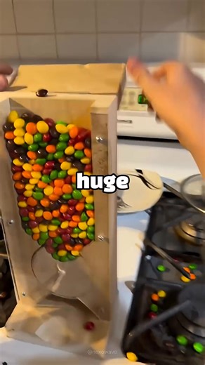 DIY Skittle Machine! 😳 | Skillsfullman