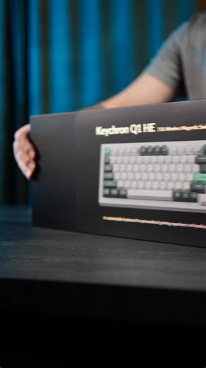 2.7K views · 31 reactions | Still thinking about the Shell White Q1 HE?  Get a closer look — from its clean aesthetics to that signature thock. See it, hear it, and decide if it's the right fit for your setup.  Video by @Mr.PixelBuilds (on YouTube) #KeychronQ1HE #Keychron #MagneticSwitch #CustomKeyboard #KeyboardUnboxing #CleanDeskSetup | Keychron | Facebook