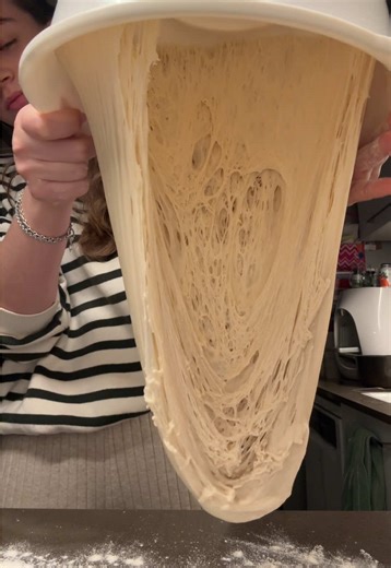 לחם מחמצת✨ תעקבו לחלק 2💕#מתכון #לחםמחמצת #מחמצת #פודטוק #sourdoughbread