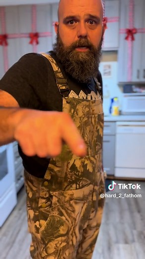 Camo Overalls: Stylish Outdoor Gear for Every Adventure