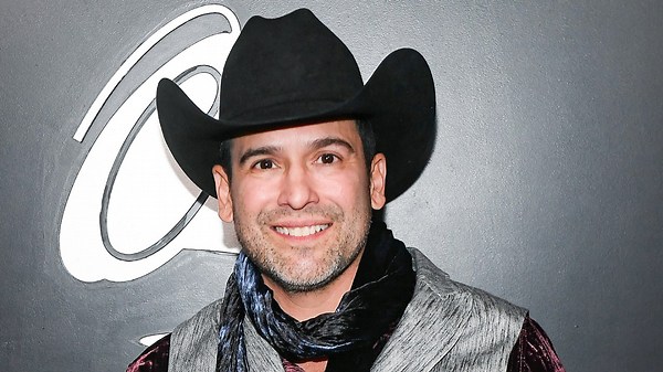 Tejano icon, Bobby Pulido launches official run for Congress