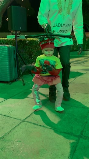 @puppetsula asked @dancing_with_busisiwe for a dance challenge 😂, ayeye 💃🏽🕺🏽🔥🙆🏽‍♂️. @suncityresortsa @uipsa #despicableme4 #SunFest | DJ Arch Jnr