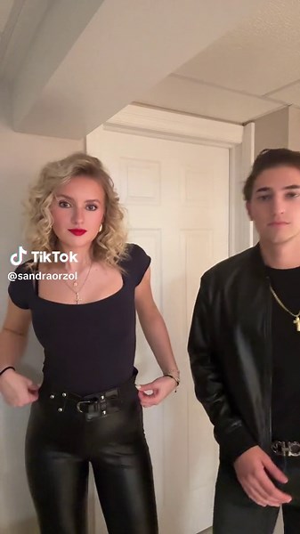 Sandy and Danny Grease Couple Costume Ideas
